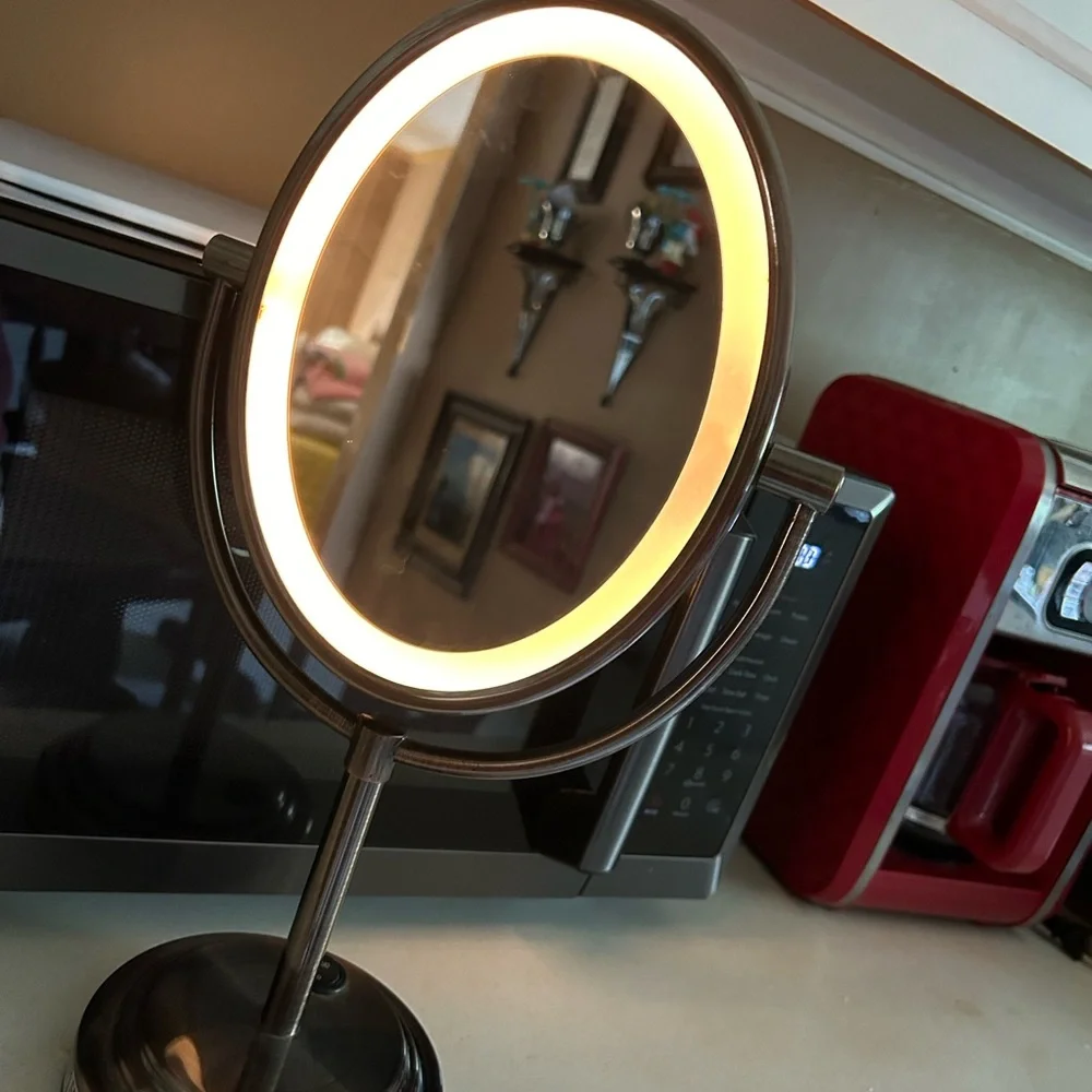 Mirror - Picture 2 of 12